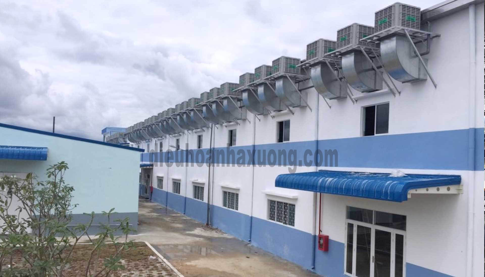Hệ thống làm mát áp suất dương trong nhà xưởng công nghiệp